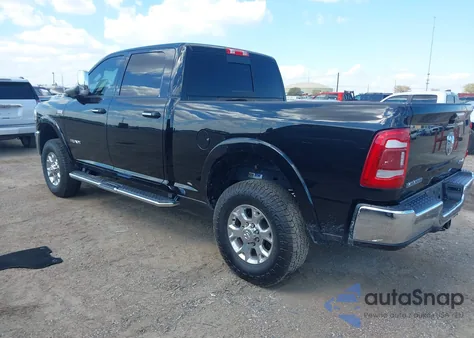 2022 Ram 2500 Laramie 4X4 6'4 Box z USA, uszkodzony, nr VIN 3C6UR5FJ7NG386785